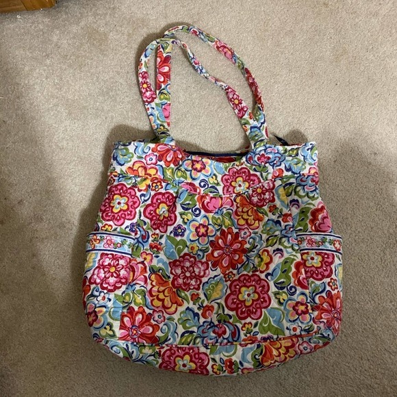 Vera Bradley Handbags - Small Vera Bradley tote bag